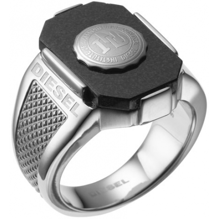 Th e men's black DX0051 ring with its black band and silver Diesel lettering ... Th e men's black DX0051 ring with its black band and silver Diesel lettering ...