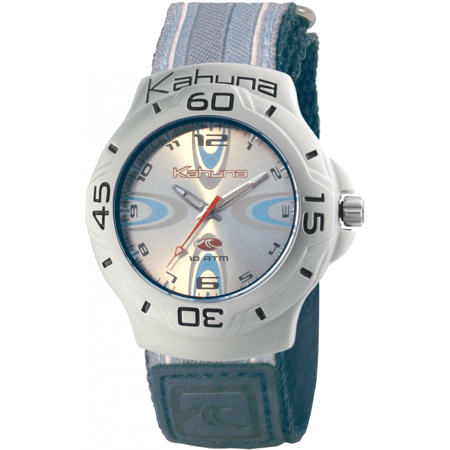 Kahuna watches new arrivals
