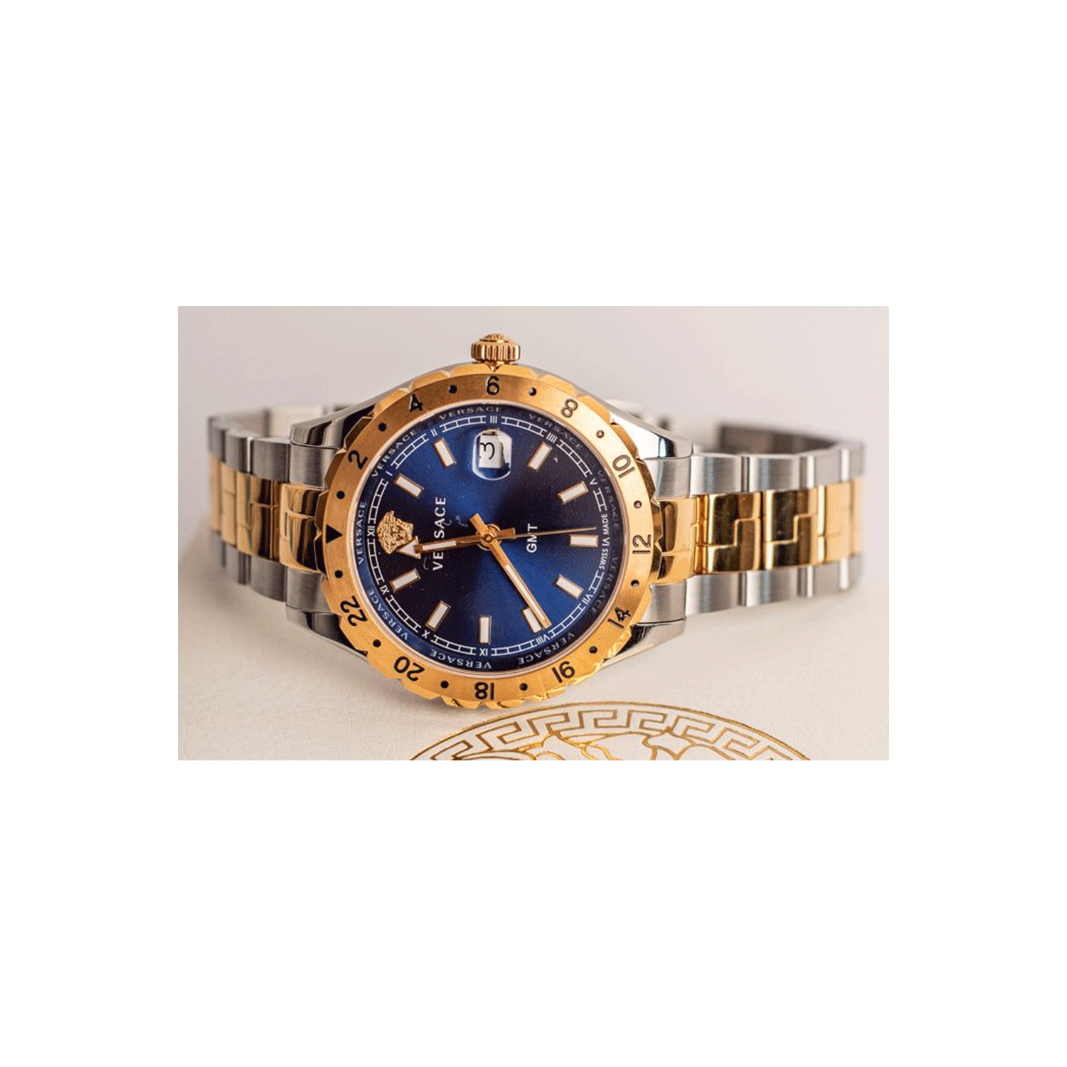 Versace Hellenyium GMT V11060017 Watch Shade Station