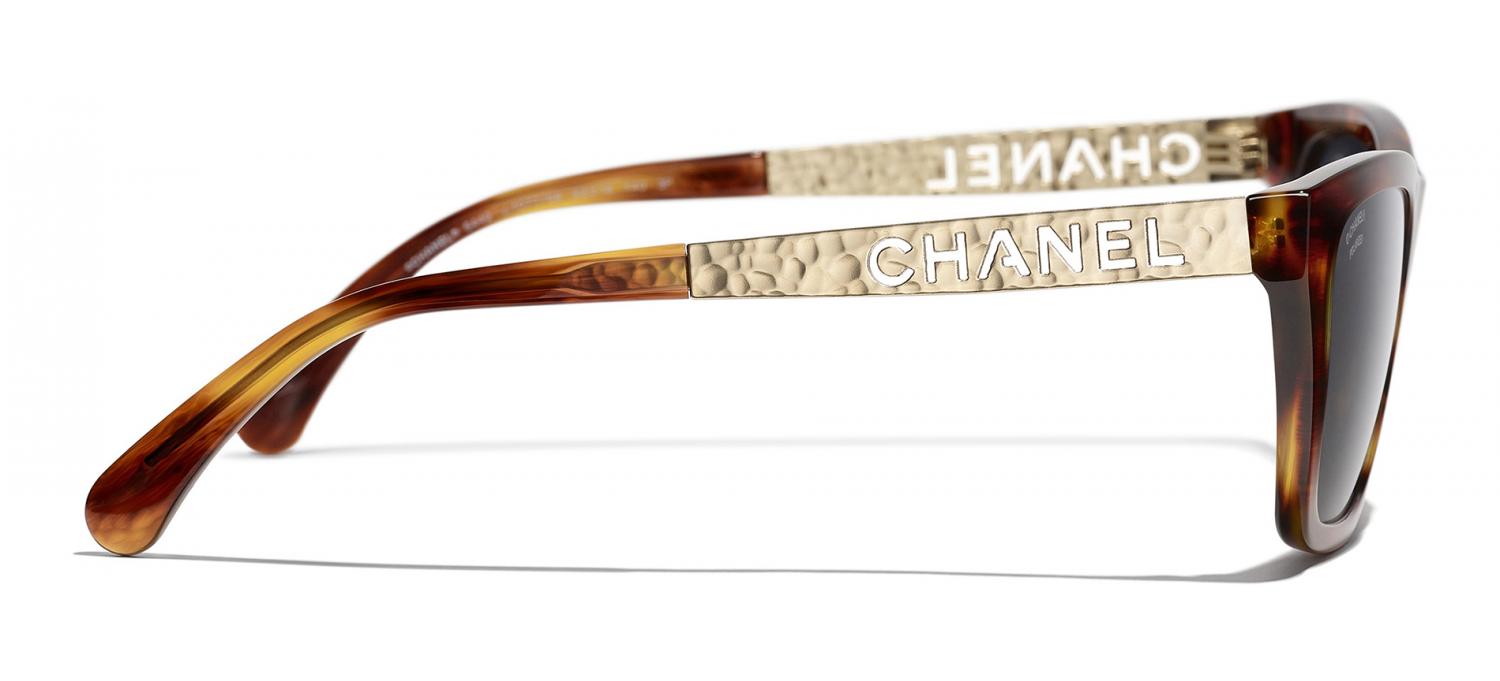 valentino earrings black