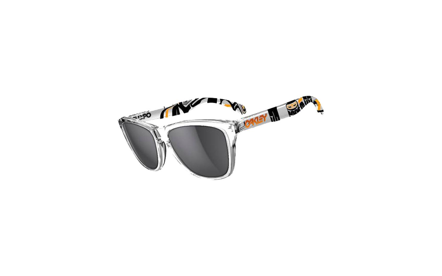 話題の人気 Oakley Frogskins 24-338 Series Signature Kass Danny その他