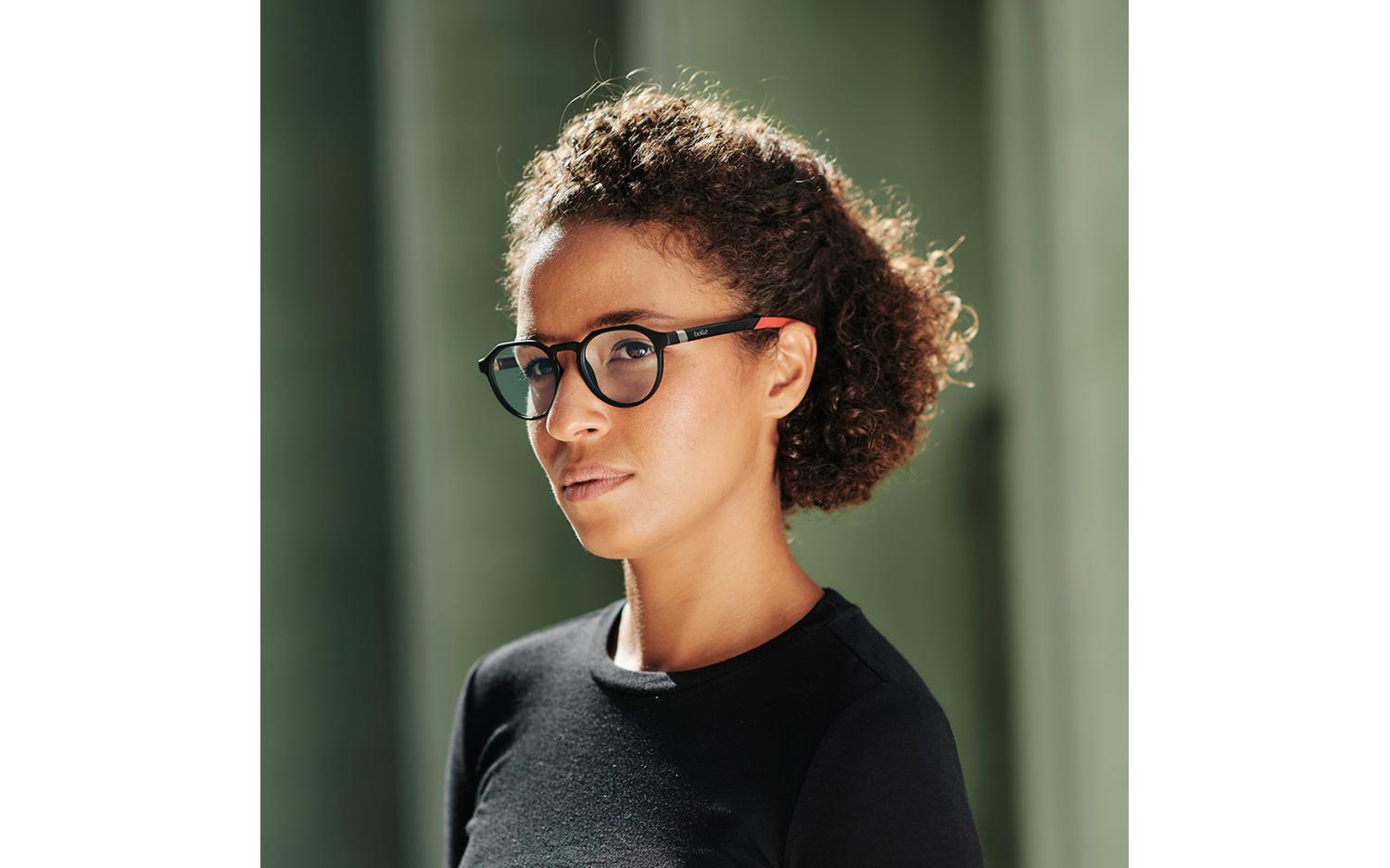 Gallery image for /media/thumbs/100x62.5/media/product_images/Bolle-Glasses-BV012001-Emeral-02-LIFESTYLE-2fw100fh62.5.jpg