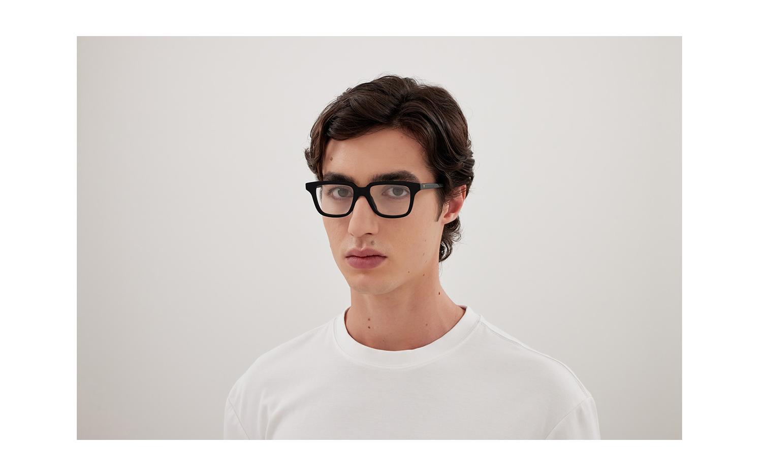 Gallery image for /media/thumbs/100x62.5/media/product_images/Bottega-Veneta-Glasses-BV1365O-Modelfw100fh62.5.jpg