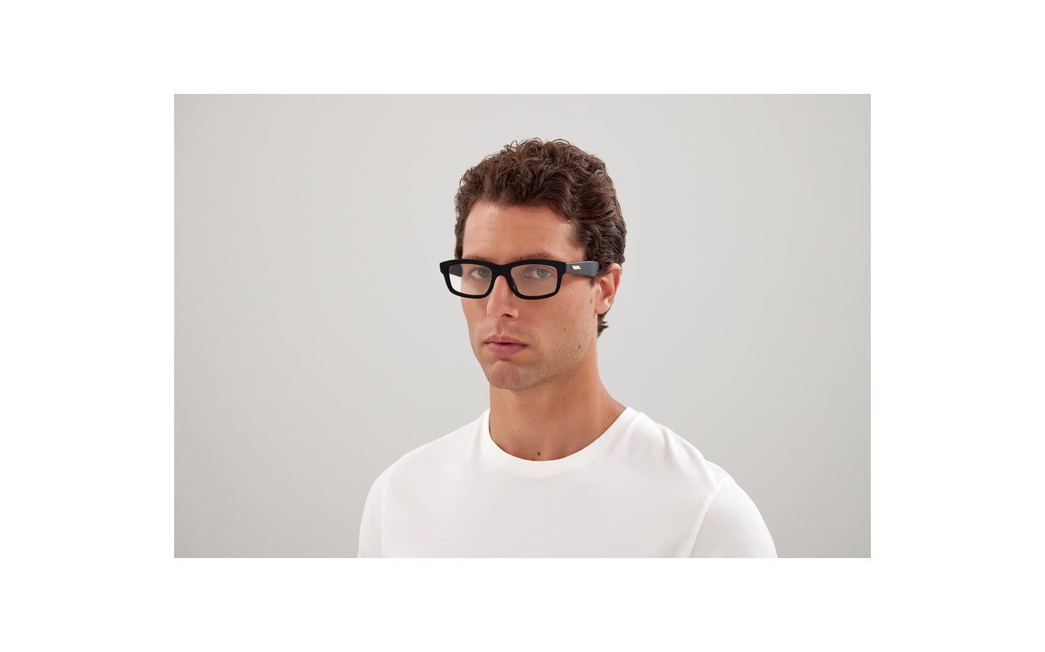 Gallery image for /media/thumbs/100x62.5/media/product_images/Bottega-Veneta-Optical-BV1192O-001-52_modelfw100fh62.5.png