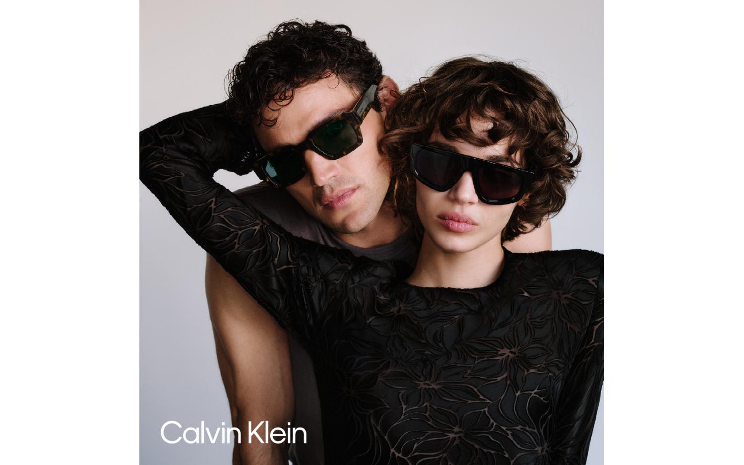 Gallery image for /media/thumbs/100x62.5/media/product_images/Calvin-Klein-Digital-Image-FW25fw100fh62.5.jpg