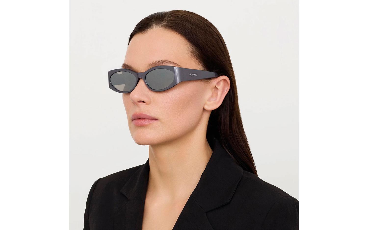Gallery image for /media/thumbs/100x62.5/media/product_images/Jacquemus-Sunglasses-JAC4C12SUN-modelfw100fh62.5.jpg