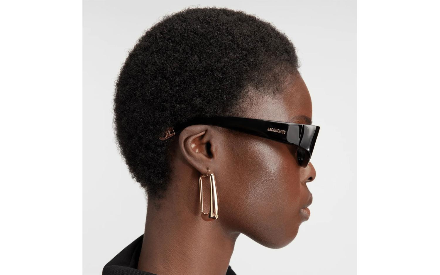 Gallery image for /media/thumbs/100x62.5/media/product_images/Jacquemus-Sunglasses-JAC4C1SUN-model2fw100fh62.5.jpg