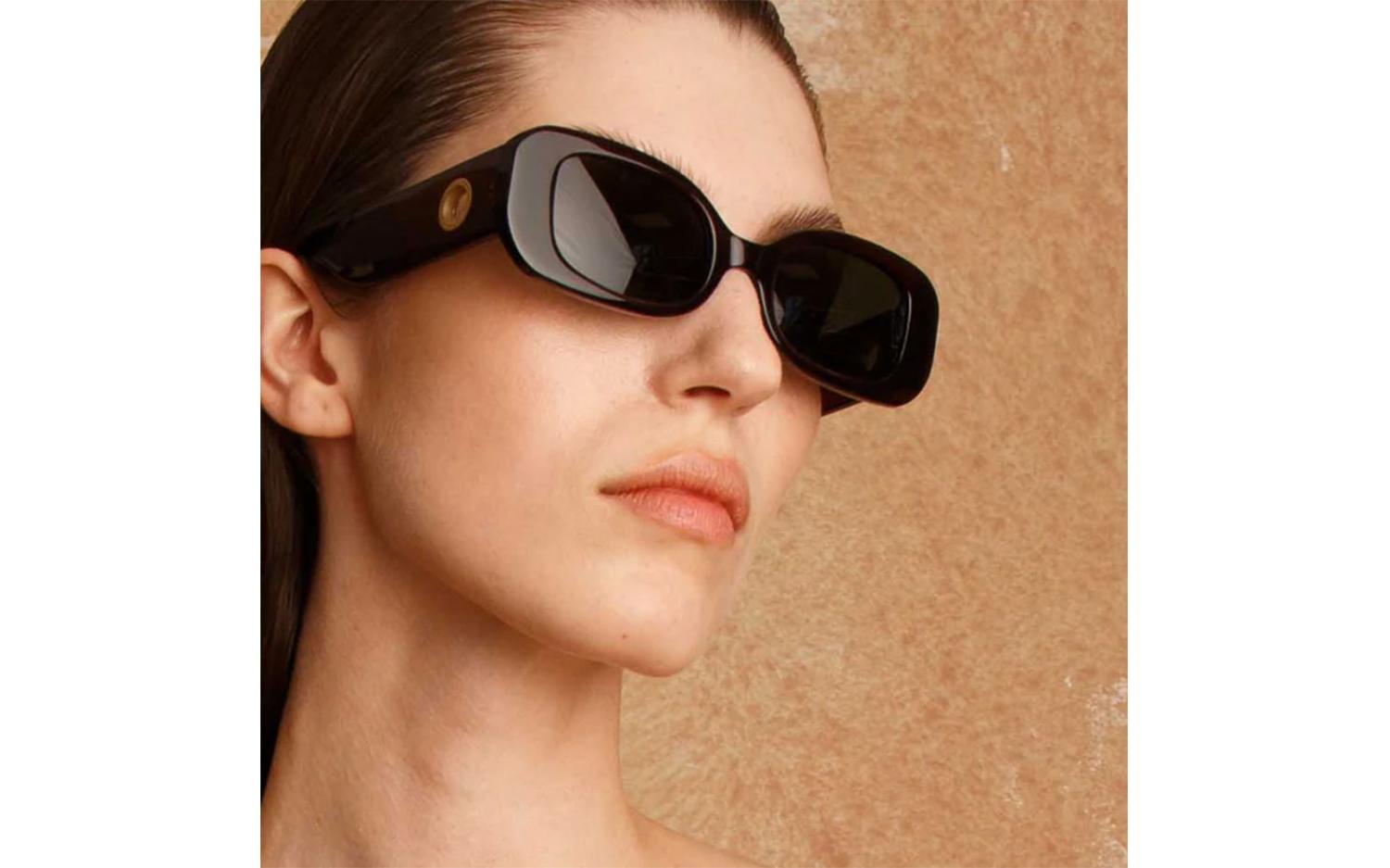 Linda Farrow Lola LFL1117C1SUN Sunglasses | Shade Station