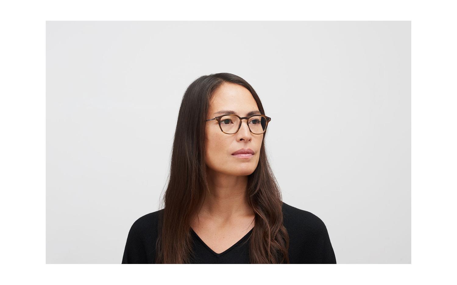 Gallery image for /media/thumbs/100x62.5/media/product_images/MYKITA-Glasses-10084652-model2fw100fh62.5.jpg