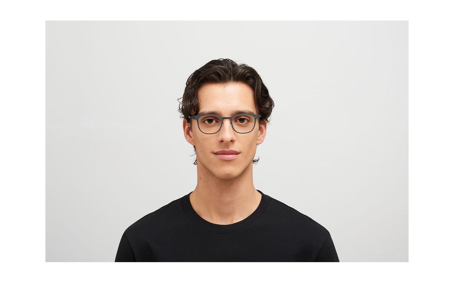 Gallery image for /media/thumbs/100x62.5/media/product_images/MYKITA-Glasses-10085793-modelfw100fh62.5.jpg