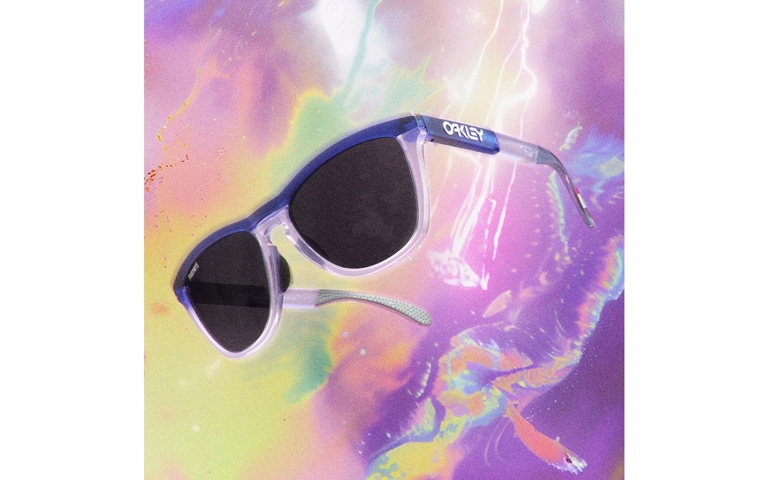 Gallery image for /media/thumbs/100x62.5/media/product_images/Oakley-Sunglasses-OO9284-16-Model1-fw100fh62.5.jpg