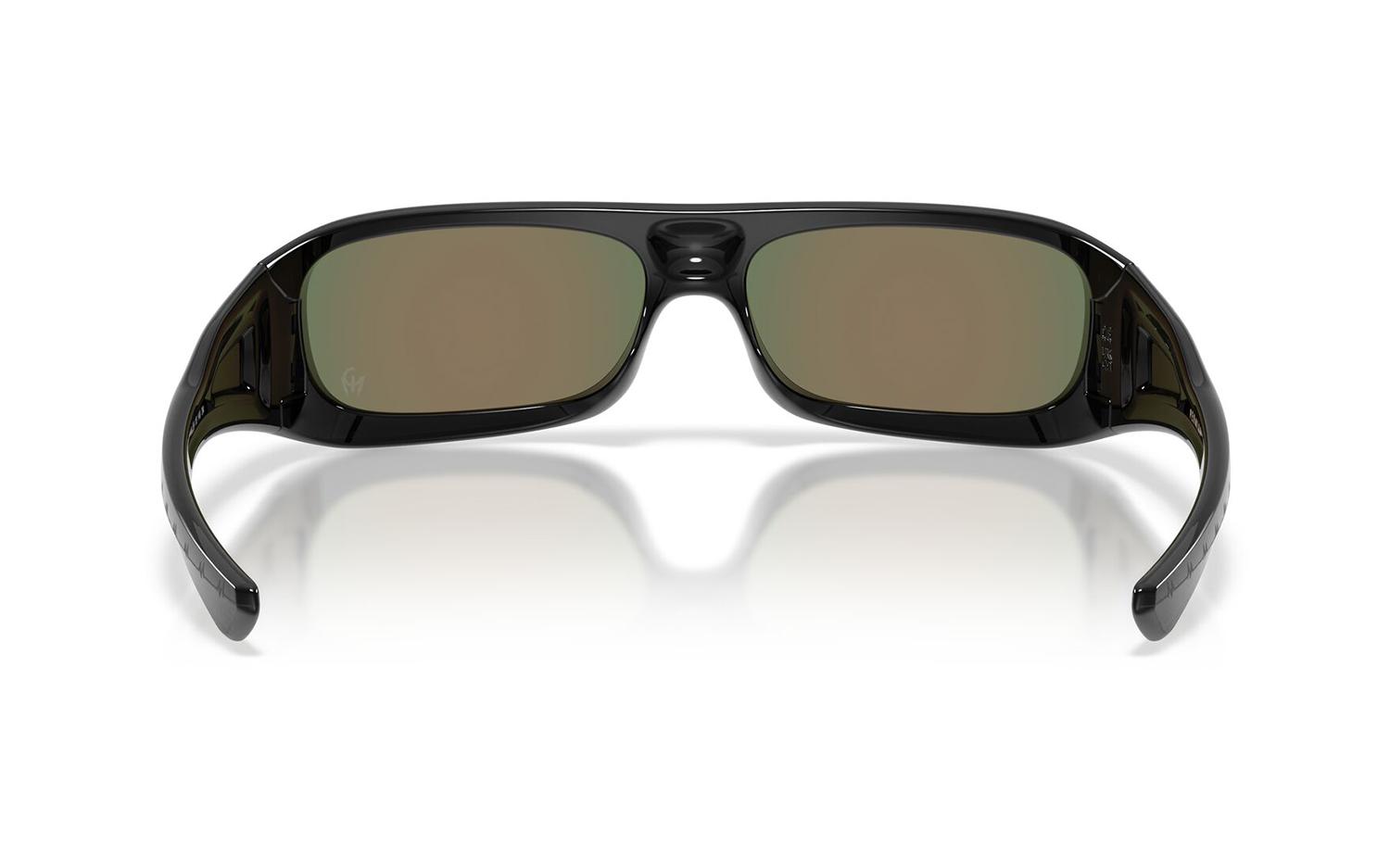Gallery image for /media/thumbs/100x62.5/media/product_images/Oakley-Sunglasses-OO9520-952011-Dfw100fh62.5.jpg