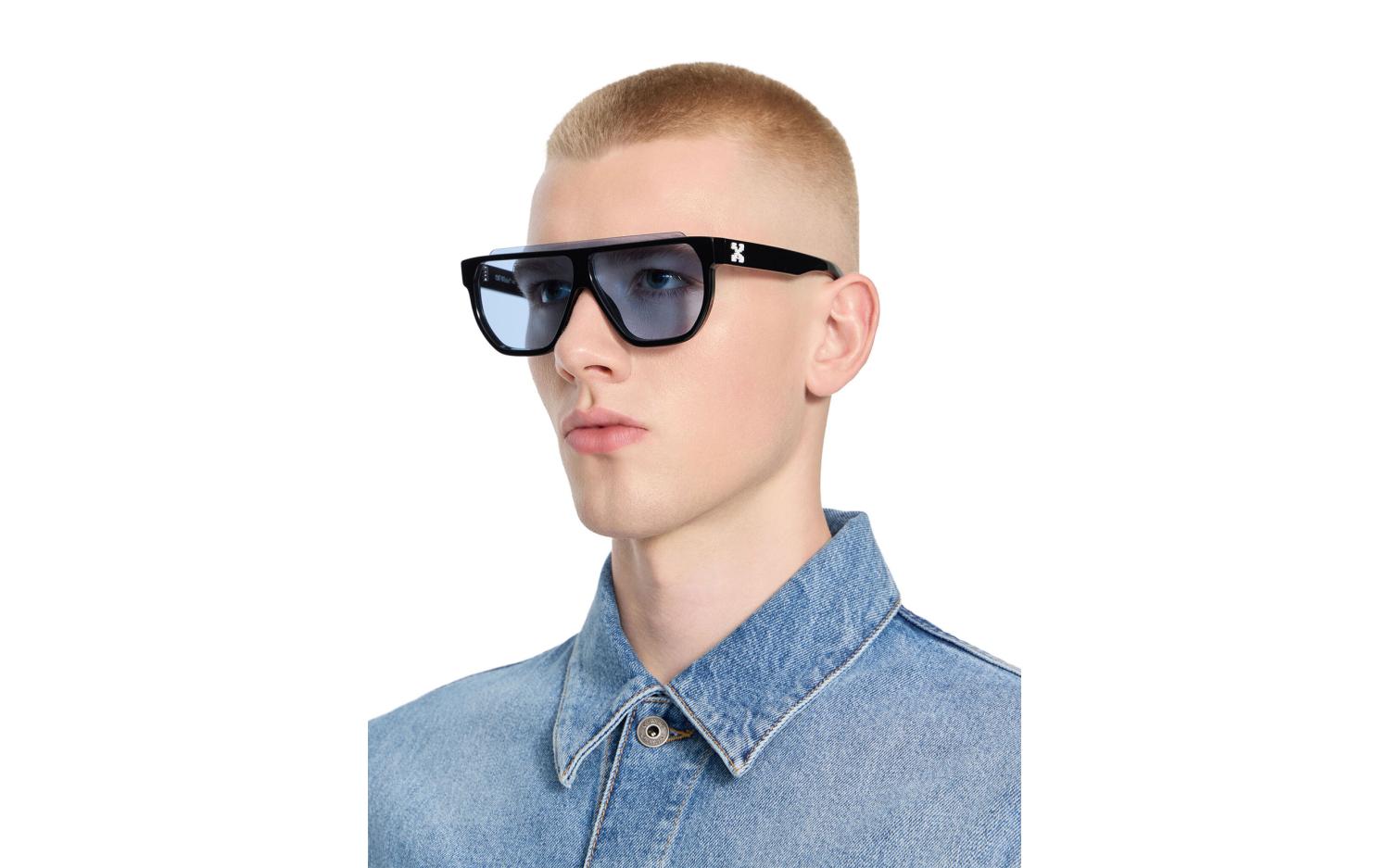 Gallery image for /media/thumbs/100x62.5/media/product_images/Off-White-Earth-Modelfw100fh62.5.jpg