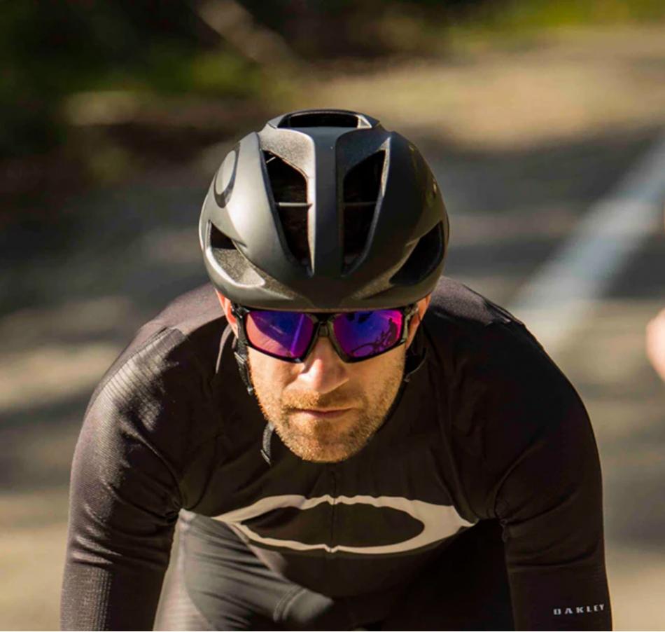 oakley field jacket clear black